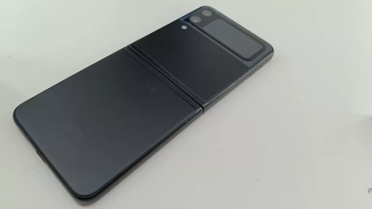 SMARTFON SAMSUNG GALAXY Z FLIP3 5G (F711) 8/128GB