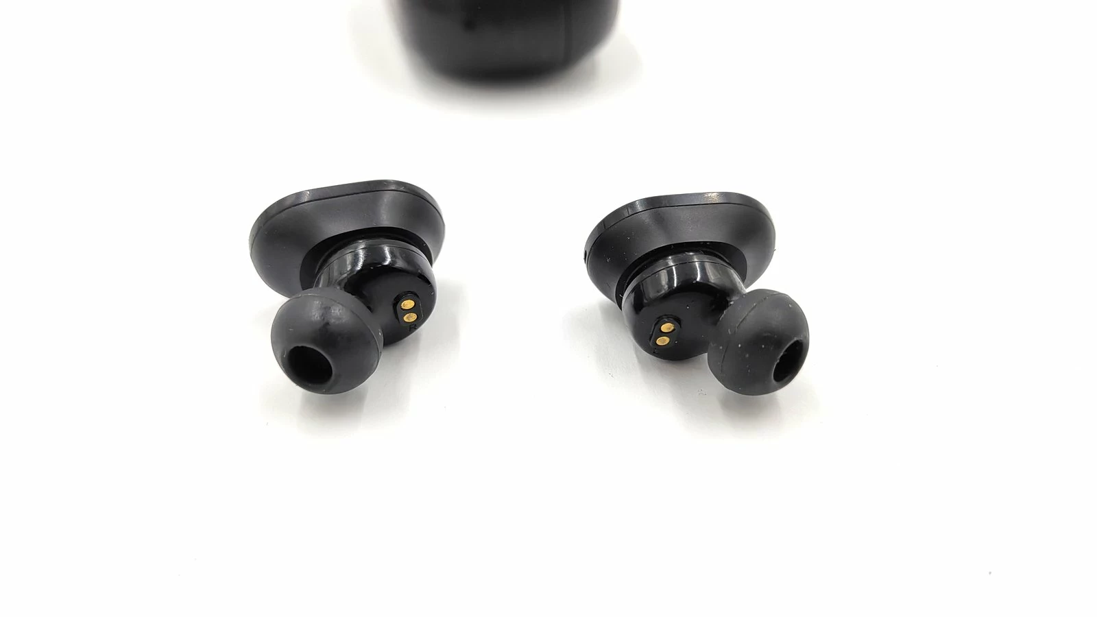 sluchawki-bt-jbl-race-tws-opis-rodzaj-sluchawek-203681-217753