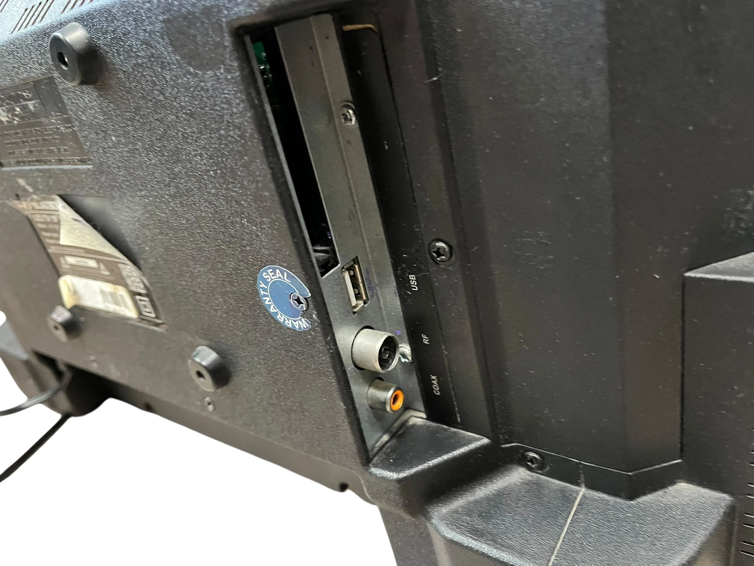 telewizor-blauberg-lhs1905-19-opis-format-hd-129294-3