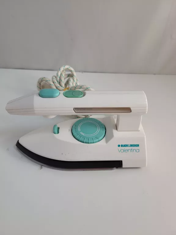 ŻELAZKO TURYSTYCZNE BLACK&DECKER VA150