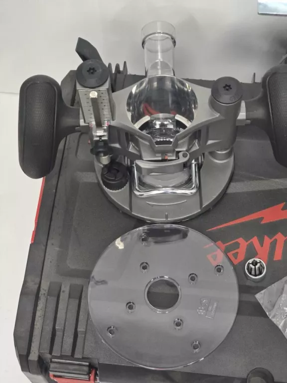 FREZARKA FUEL GÓRNOWRZECIONOWA MILWAUKEE M18 FTR8 WALIZKA