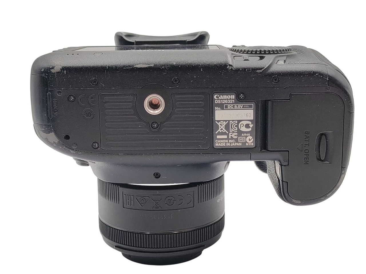 aparat-lustrzanka-canon-eos-5d-mark-iii-obiektyw-canon-ef-50mm-f18-stm-przekatna-ekranu-320