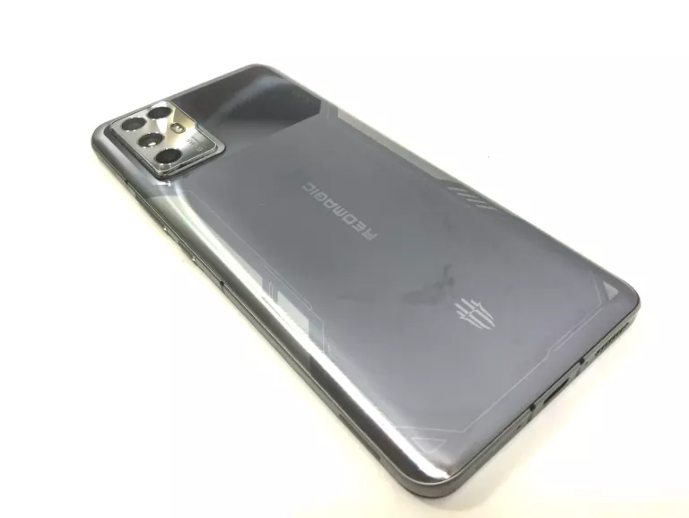 TELEFON NUBIA REDMAGIC 6R 5G 12/256 PUDEŁKO