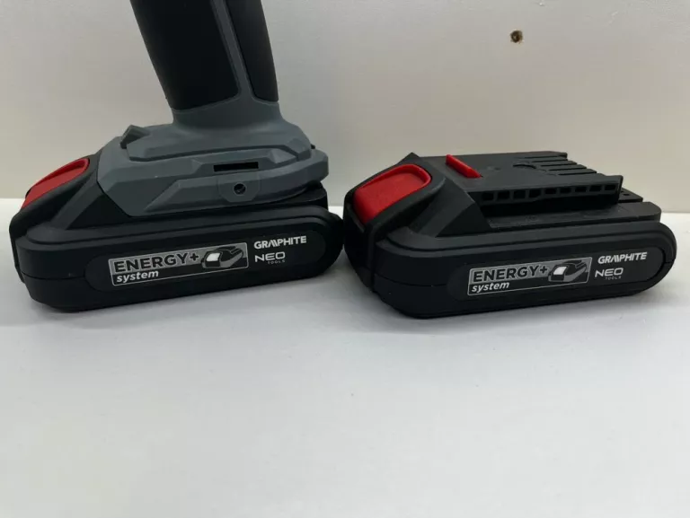 WIERTARKO-WKRĘTARKA GRAPHITE 58G006 2XAKU ŁADOWARKA