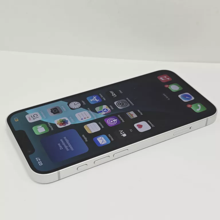 TELEFON IPHONE 16 E