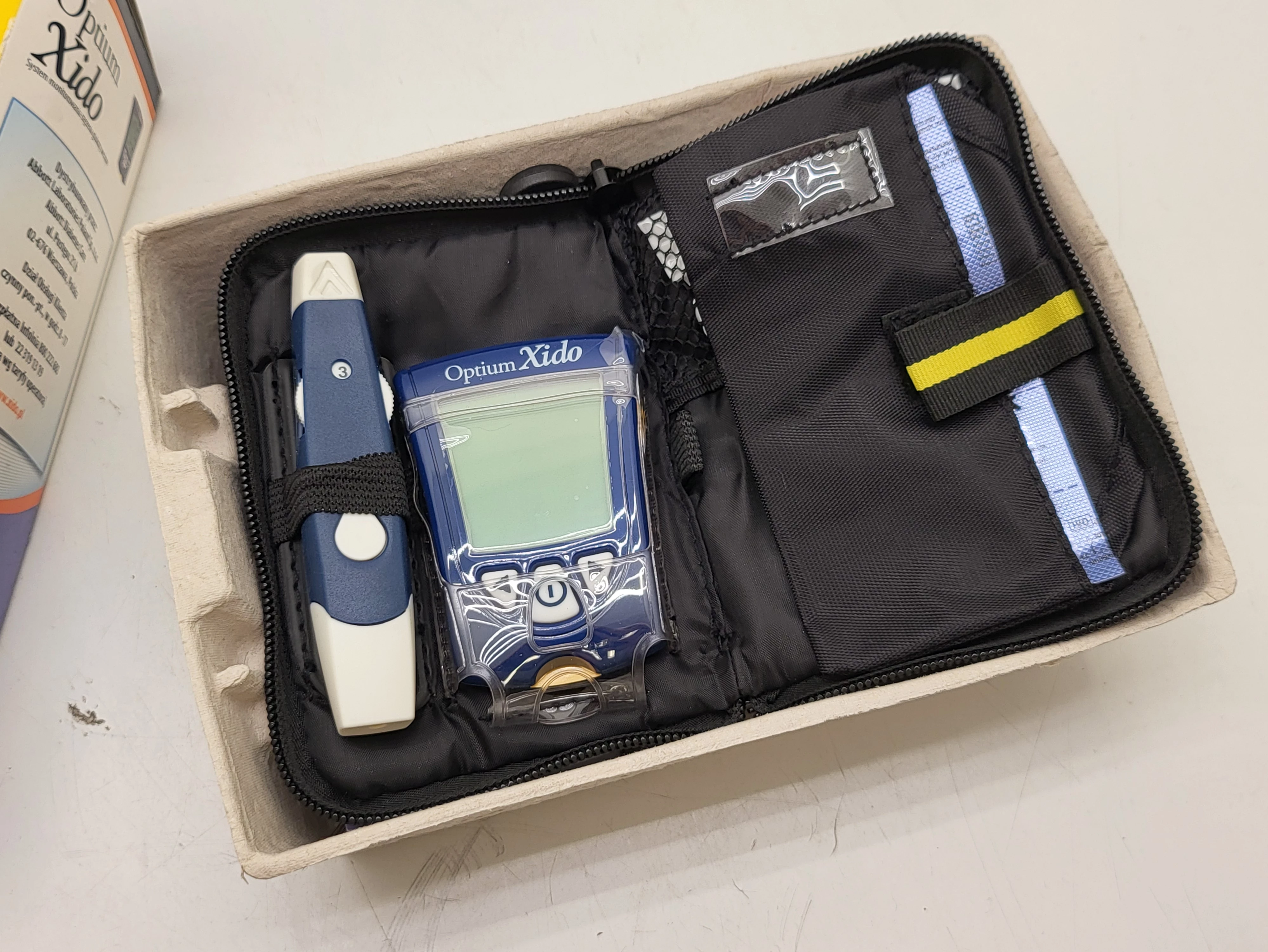 glukometr-optium-xido-komplet-stan-11323-2