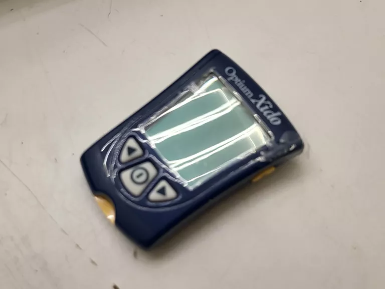 glukometr-optium-xido-komplet-srednia-pomiarow-209698-1