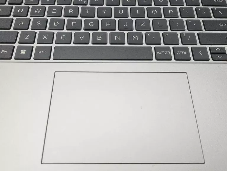 LAPTOP HP 15-FD0001NW I3-1315U/8GB/512GB SSD/WIN11