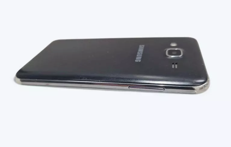 telefon-samsung-galaxy-j5-czytaj-opis-przekatna-ekranu-500