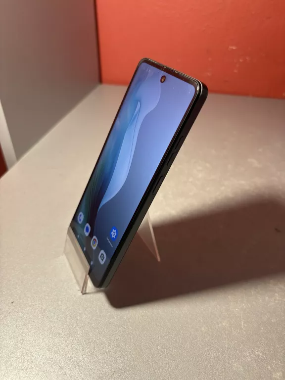 TELEFON MOTOROLA MOTO E14 2/64GB