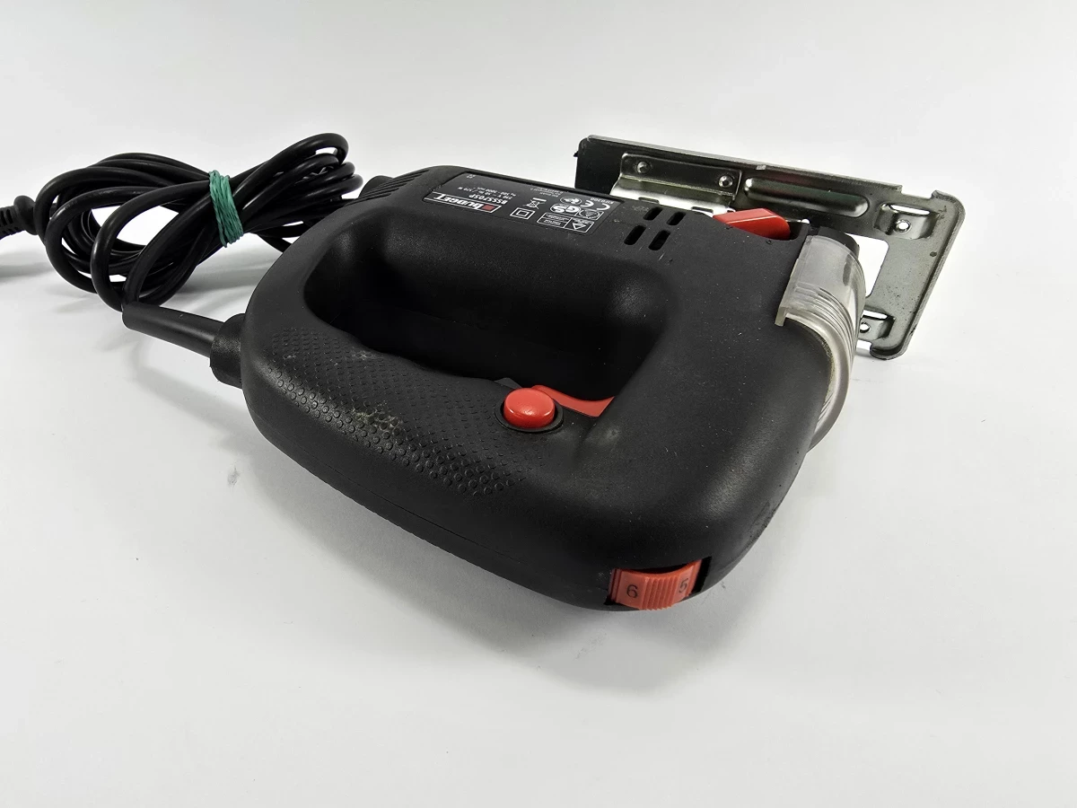 wyrzynarka-budget-5705p-570-w-zasilanie-209202-238306