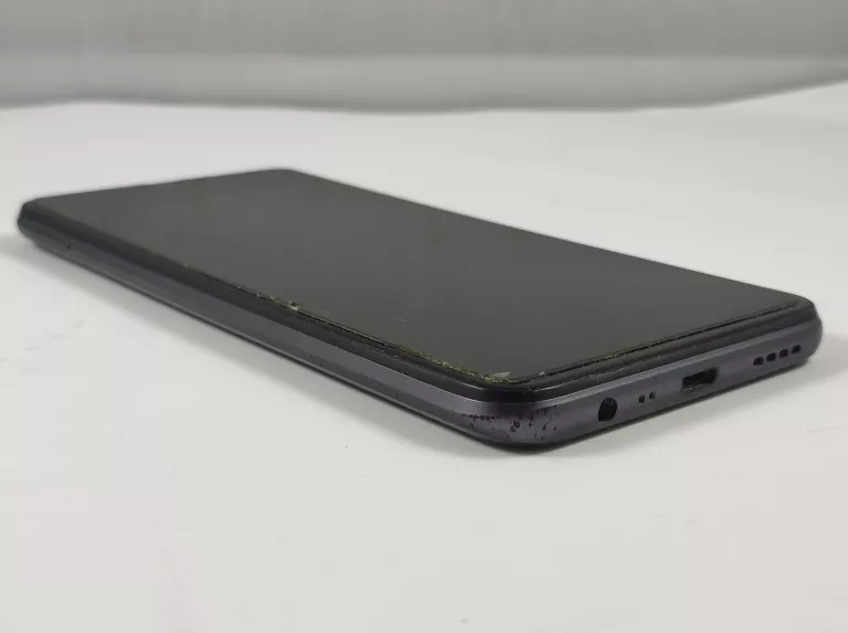 realme-c11-32gb-wbudowana-pamiec-202869-214197