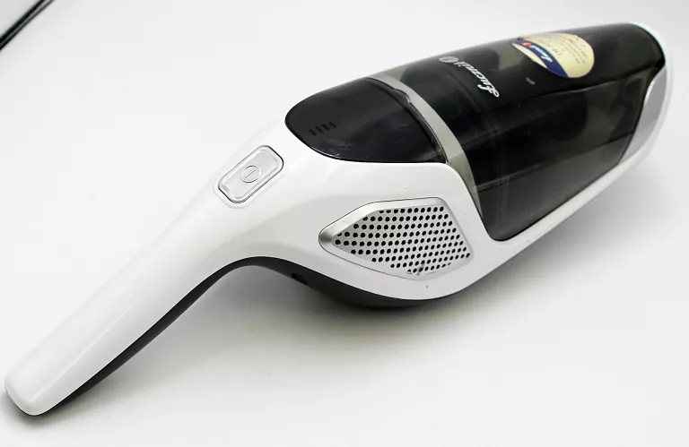 bezprzewodowy-odkurzacz-pionowy-2w1-lucznik-op-2019-bialy-czas-ladowania-360