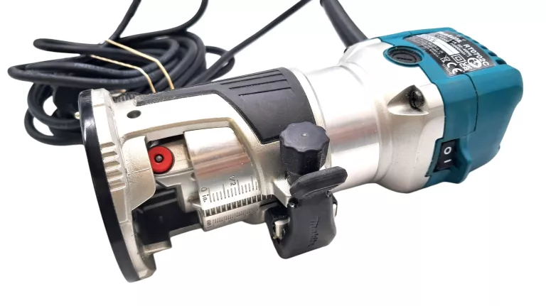 FREZARKA GÓRNOWRZECIONOWA KRAWĘDZIOWA MAKITA RT0702CX2J 710W ELEKTRYCZNA