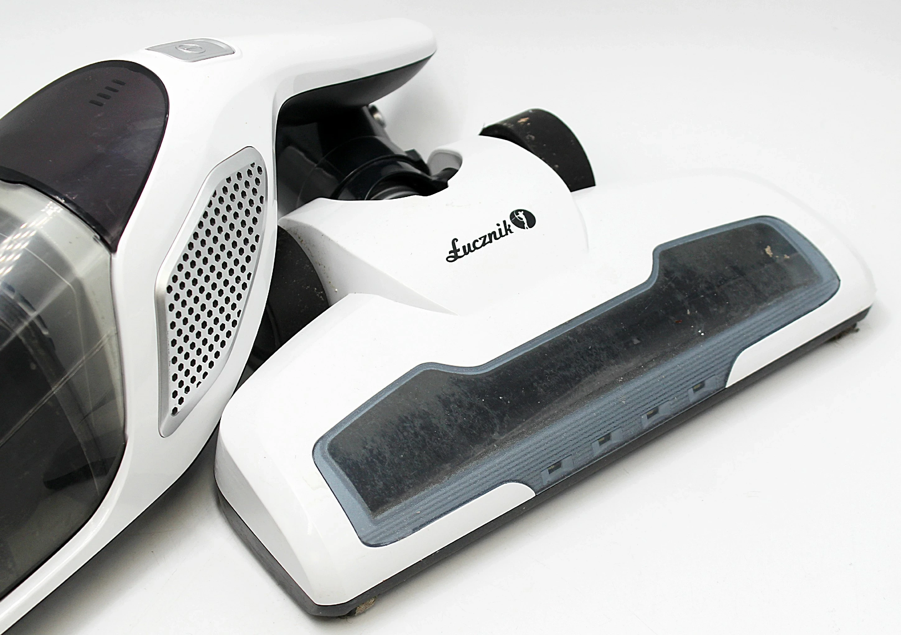 bezprzewodowy-odkurzacz-pionowy-2w1-lucznik-op-2019-bialy-stan-11323-2