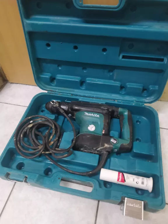 MŁOTOWIERTARKA MAKITA HR3210FCT 2016