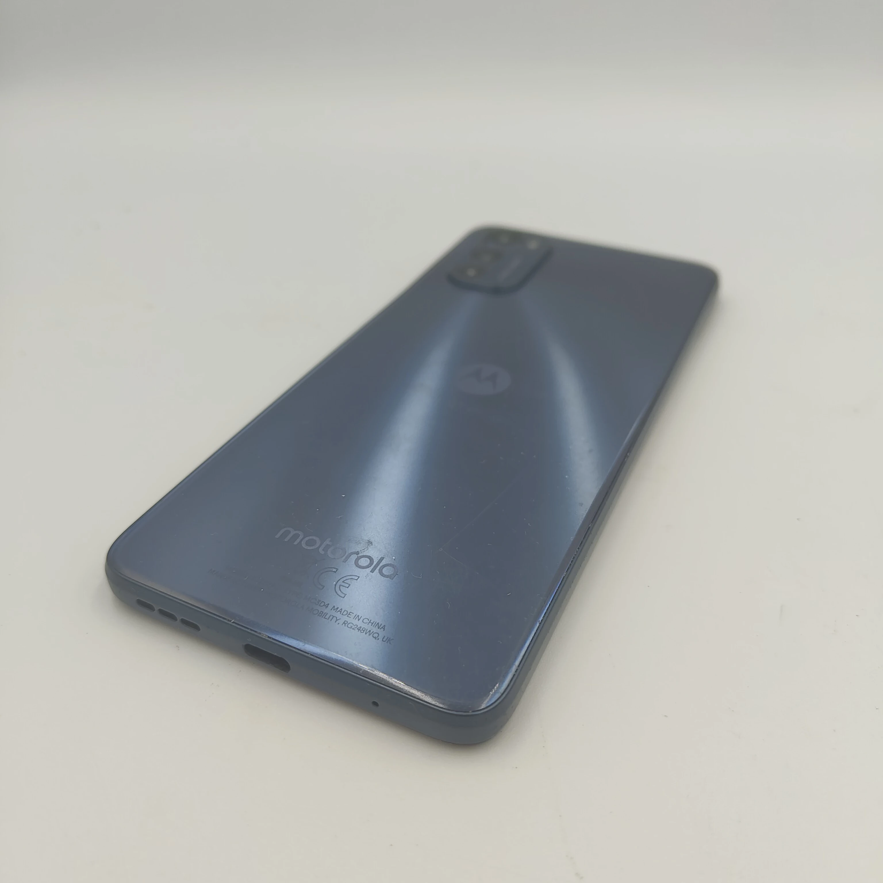 telefon-motorola-e32s-stan-11323-2