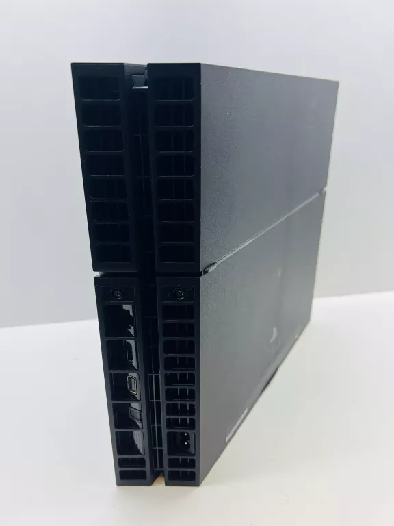 KONSOLA PS4 CUH-1216A 500 GB 1 PAD + GRY !!!