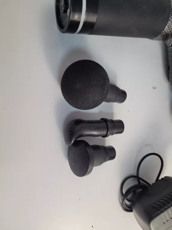 PISTOLET DO MASAŻU + 4 KONCÓWKI