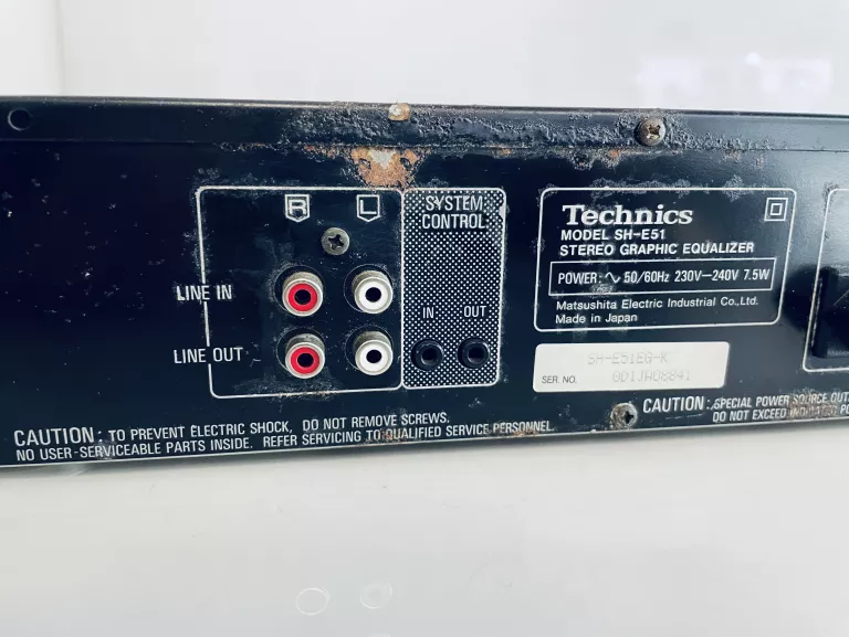 CYFROWY KOREKTOR EQUALIZER TECHNICS SH-E51