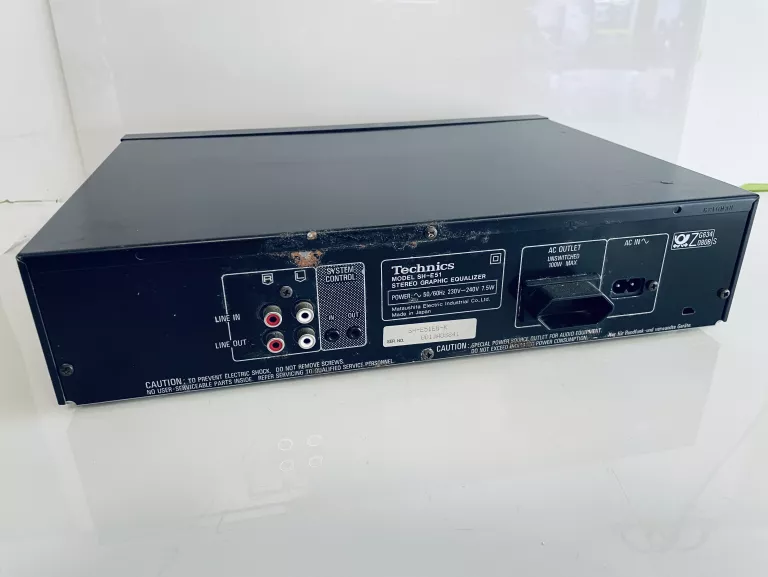 CYFROWY KOREKTOR EQUALIZER TECHNICS SH-E51