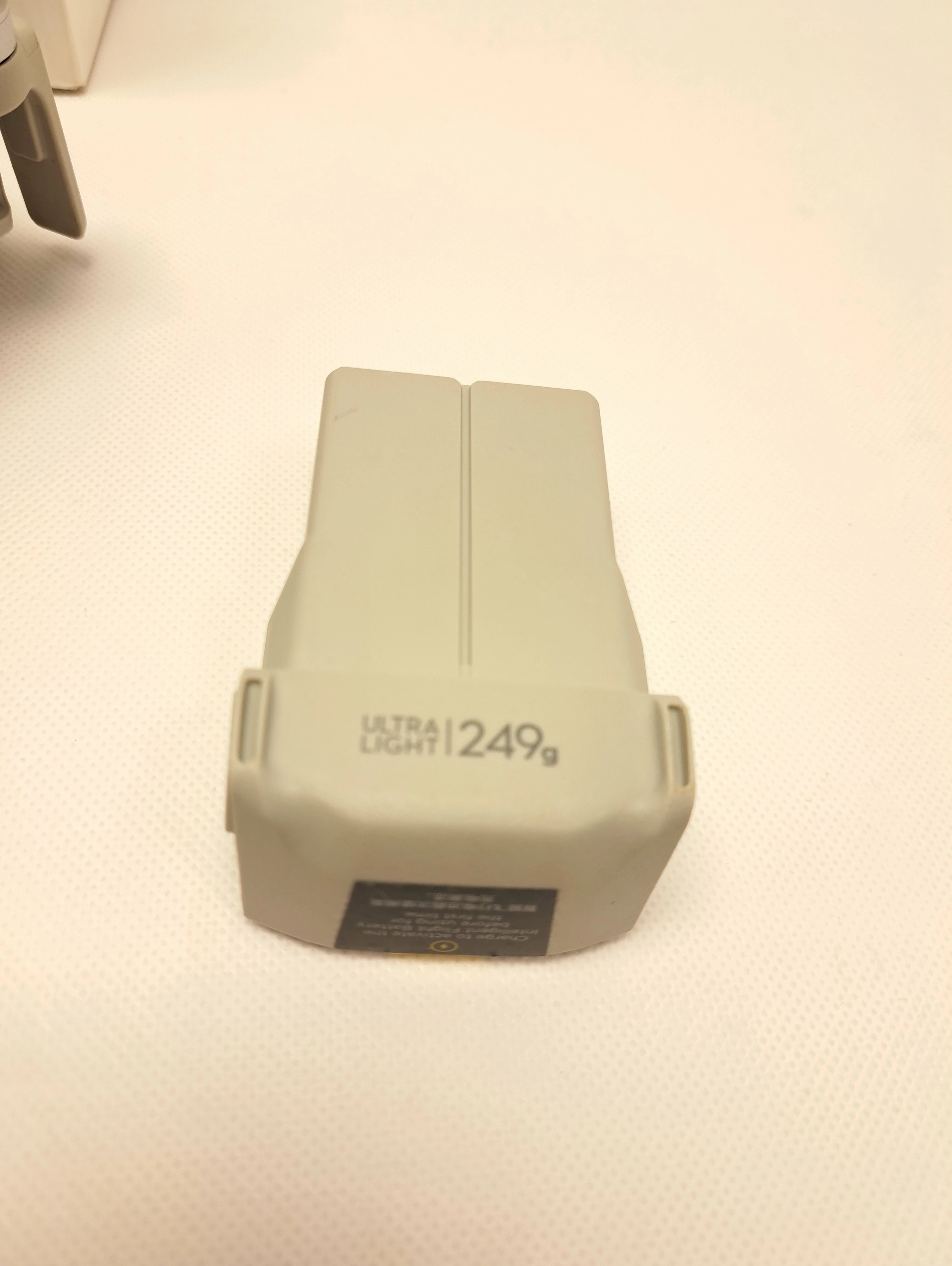 dron-dji-mini-4-pro-model-mini-4-pro