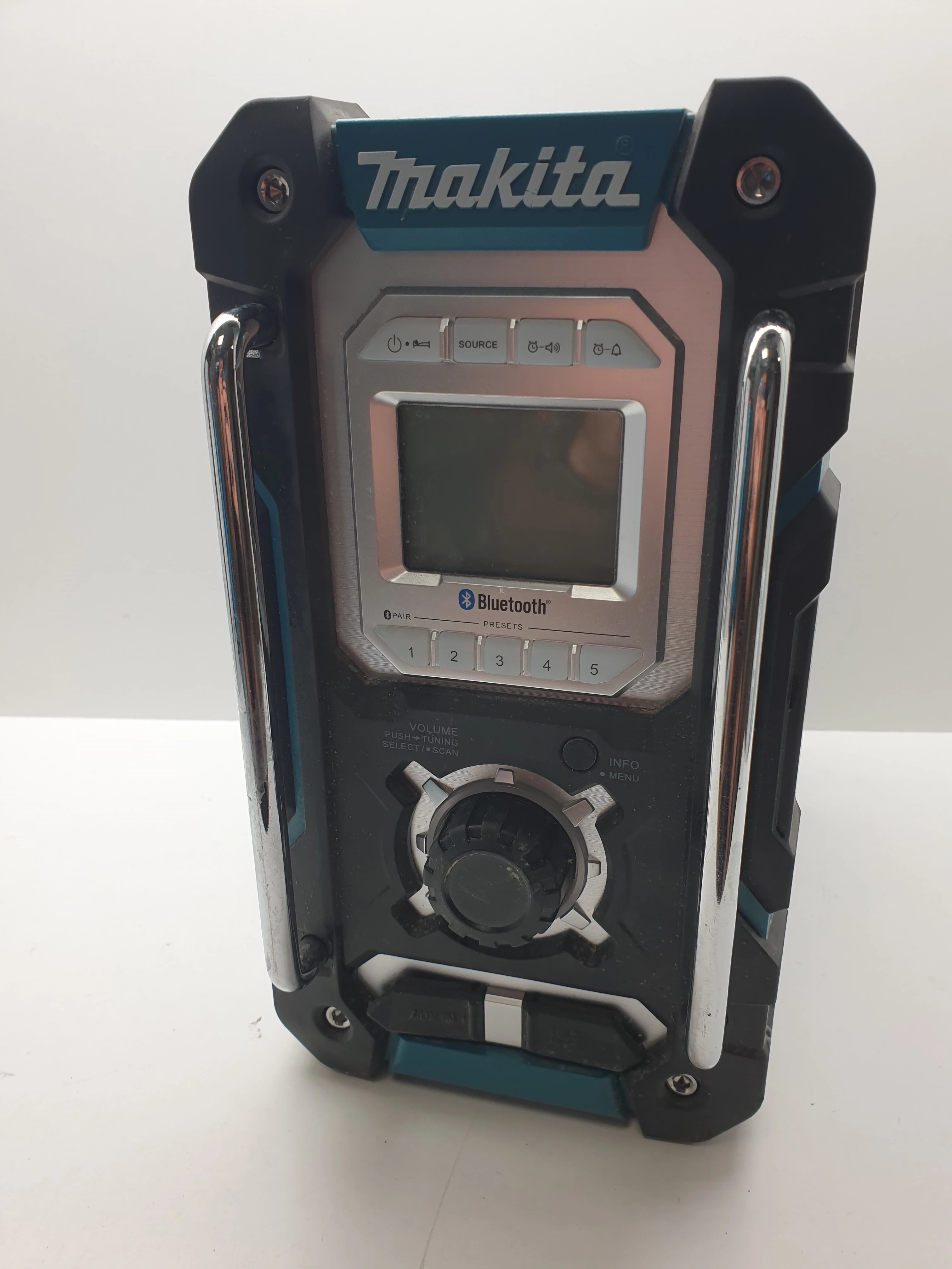 radio-budowlane-makita-dmr108n-informacje-dodatkowe-205245-1