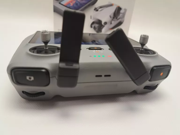 dron-dji-mini-4-pro-rozdzielczosc-aparatu-4800