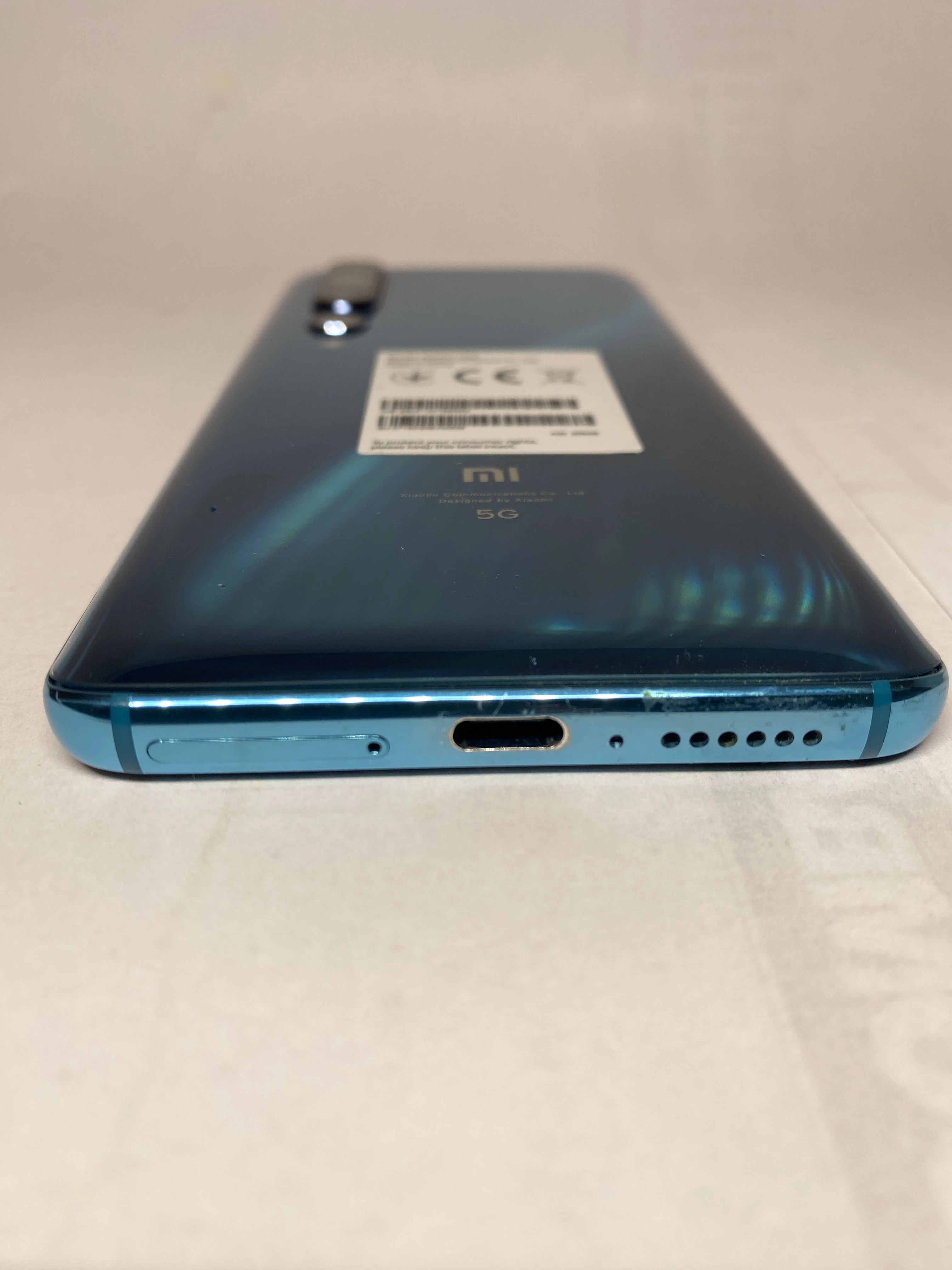 xiaomi-mi-10-5g-8256gb-zestaw-przekatna-ekranu-667