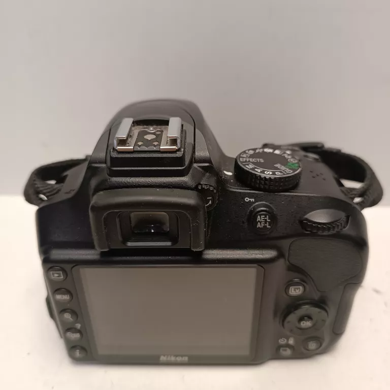 APARAT BODY NIKON D3400