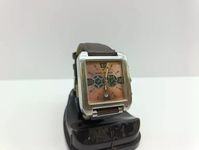 zegarek-daniel-hechter-funkcje-220-2097152