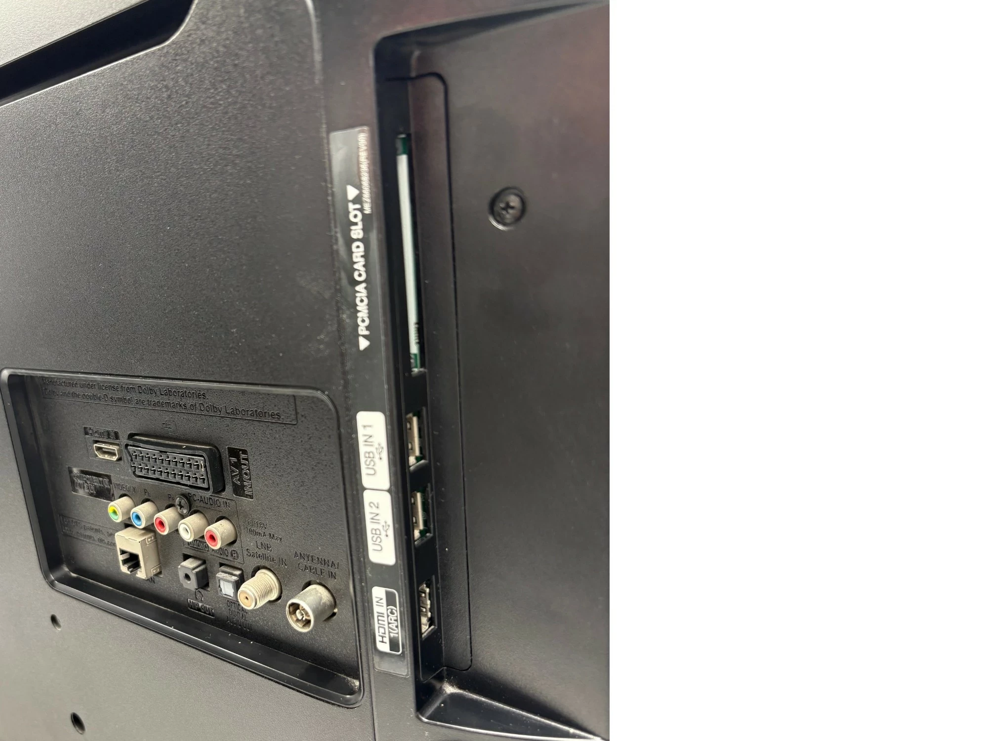 telewizor-lg-32lf592u-32-led-1366x768px-50hz-smart-tv-dvbct2-przekatna-ekranu-cale-3200