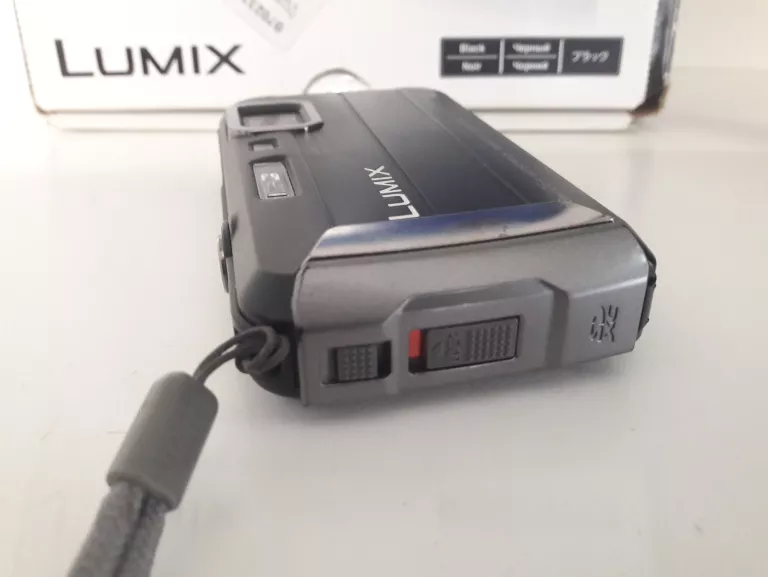 APARAT CYFROWY PANASONIC DMC-FT30 KOMPLET