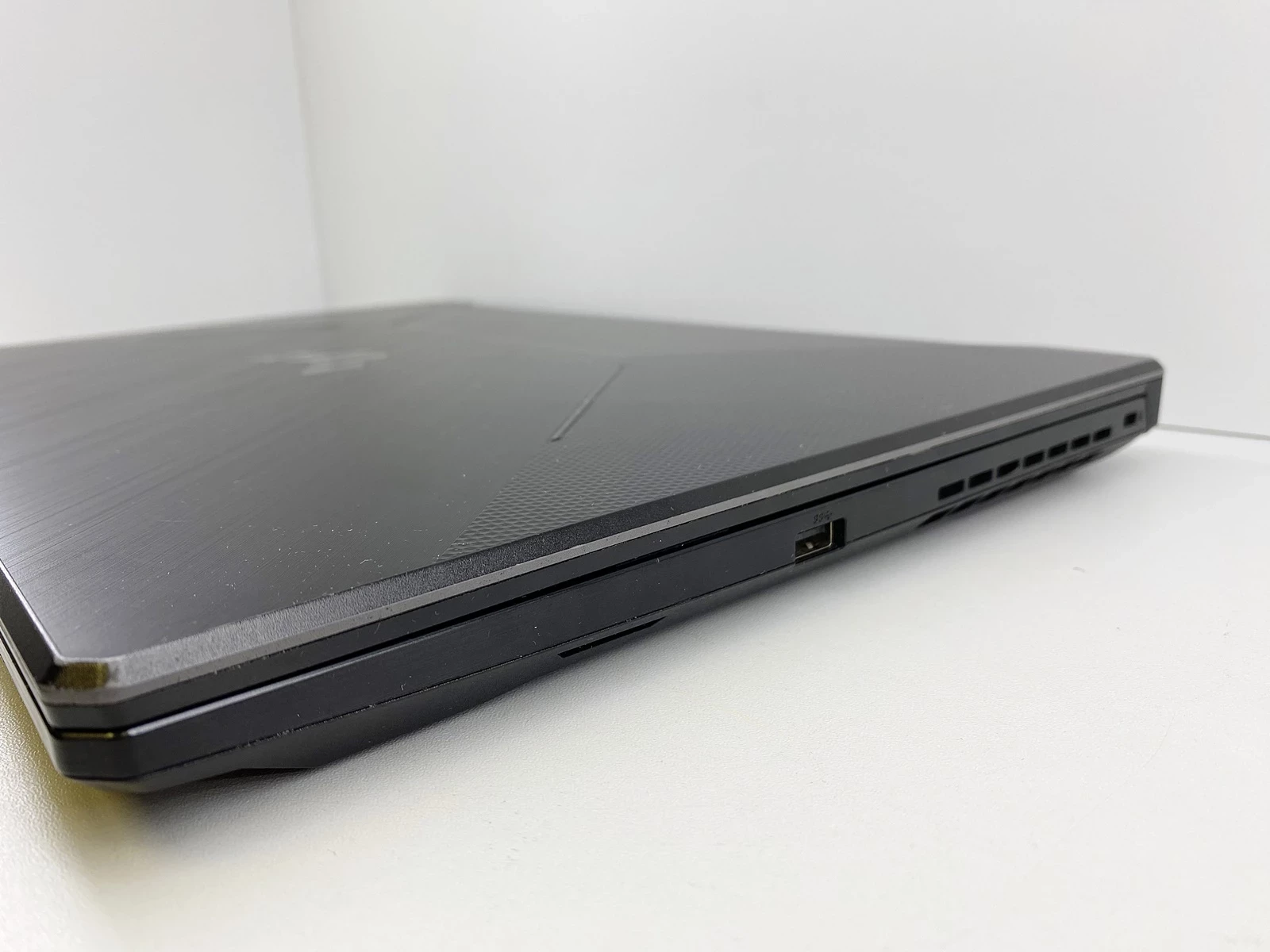 laptop-asus-tuf-gaming-f17-fx706hcb-hx147t-173-intel-core-i5-16-gb512g-seria-procesora-4366-20