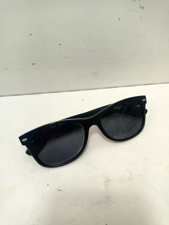OKULARY PRZECIWSŁONECZNE RAY-BAN RB 4165 JUSYIN 601/8G 54 16 145 3N MATOWE