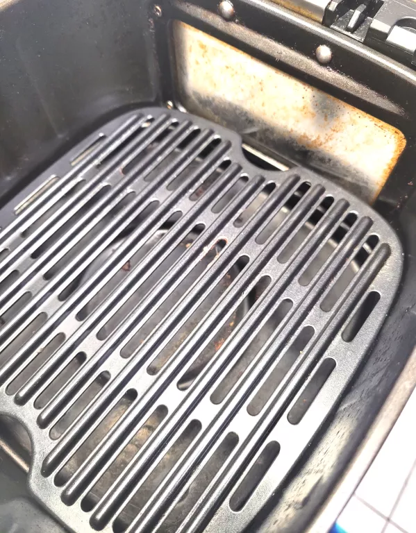 FRYTKOWNICA BEZTŁUSZCZOWA TEFAL EY5568E0 EASY FRY SILENCE /1670W