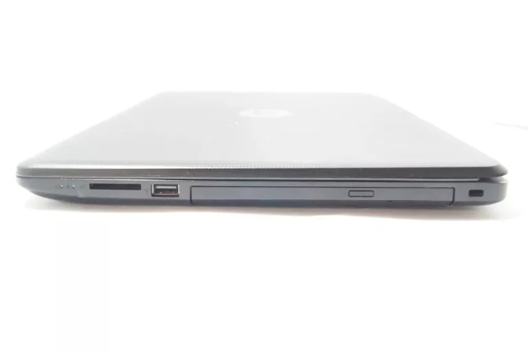 LAPTOP HP 15BS008NW I3/256SSD/8RAM