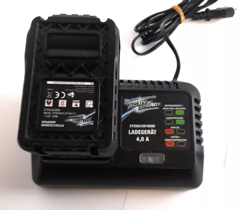 ŁADOWARKA  + AKUMULATOR ACTIV ENERGY 5.0AH