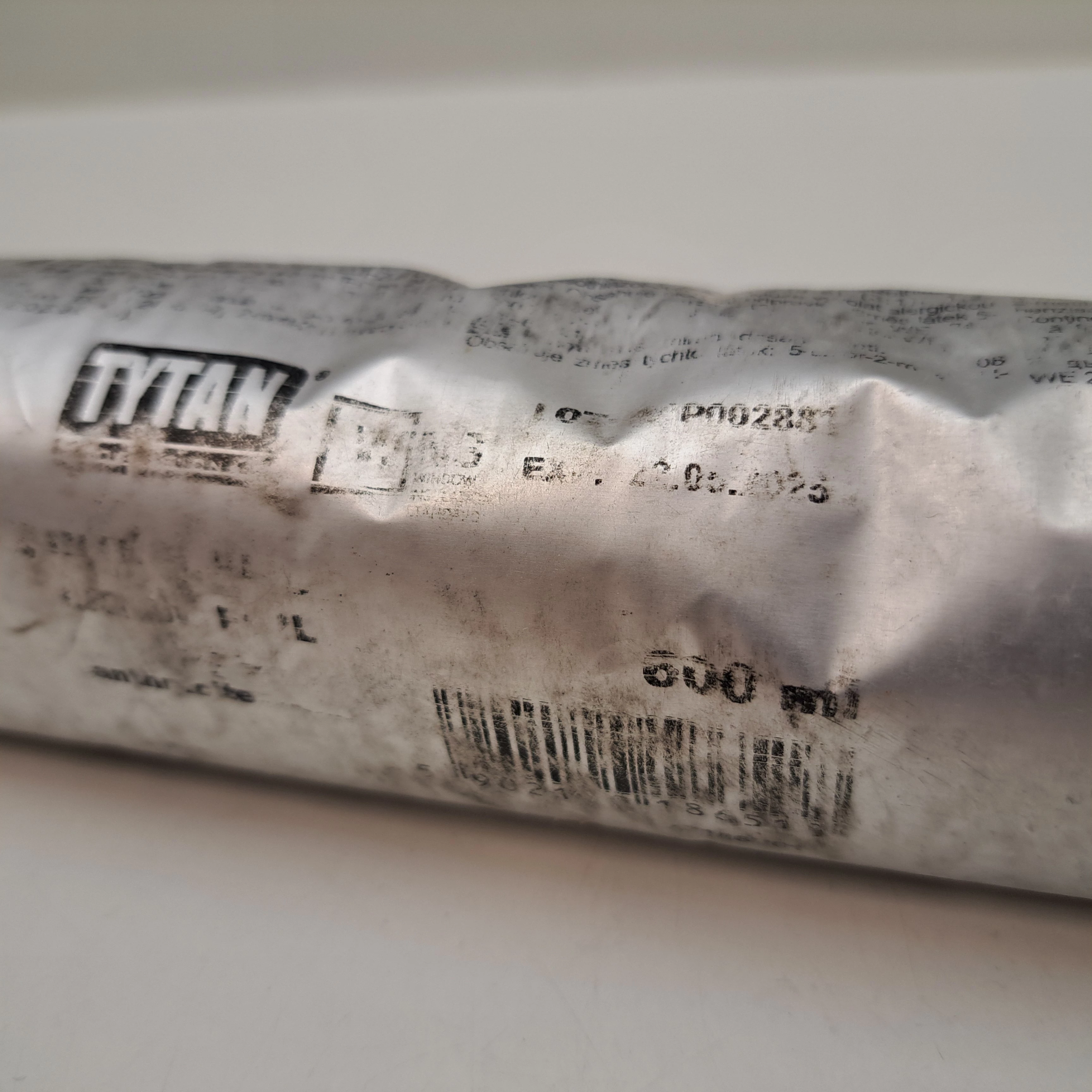 klej-do-epdm-mds-epdm-seal-and-glue-600-ml-czarny-at-okazja-ean-gtin-651821728347