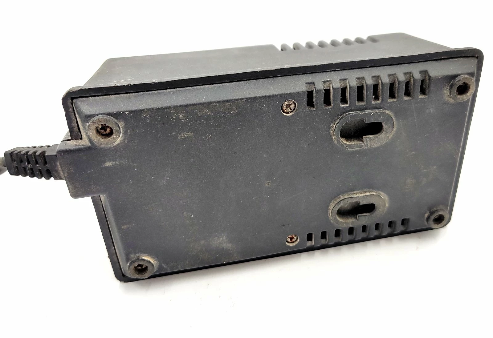 uniwersalna-ladowarka-wkretarki-18v-lg-18-1h-lg181h-kod-producenta-1600a00b8g