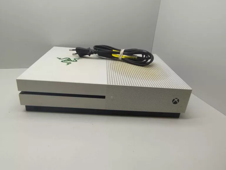 KONSOLA XBOX ONE S BEZ PADA 1TB