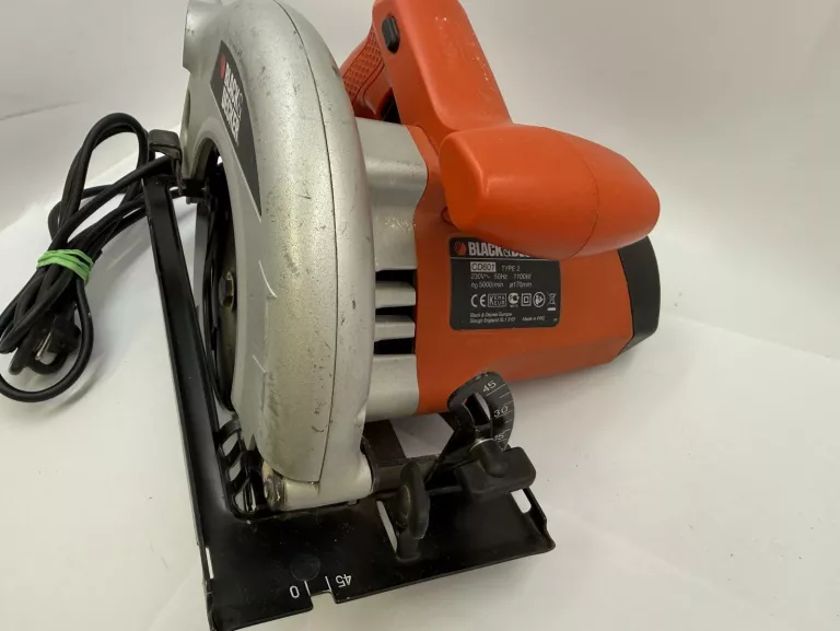 pilarka-tarczowa-blackdecker-cd601-1100w-srednica-otworu-pily-1600