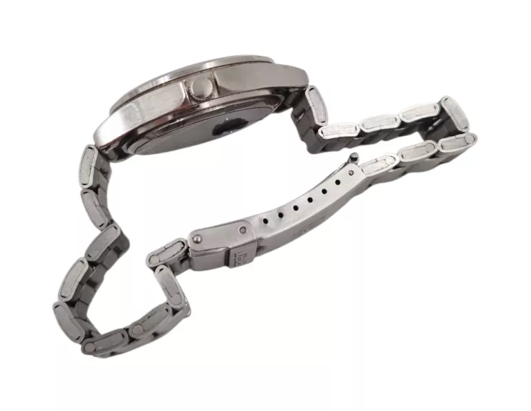 ZEGAREK PERFECT P424
