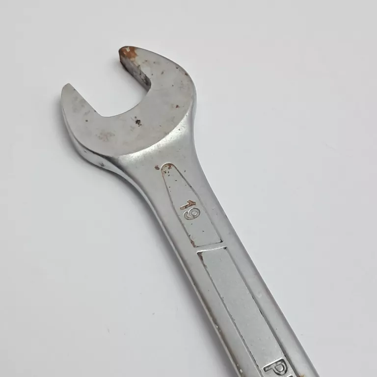 KLUCZ 19 PROLINE