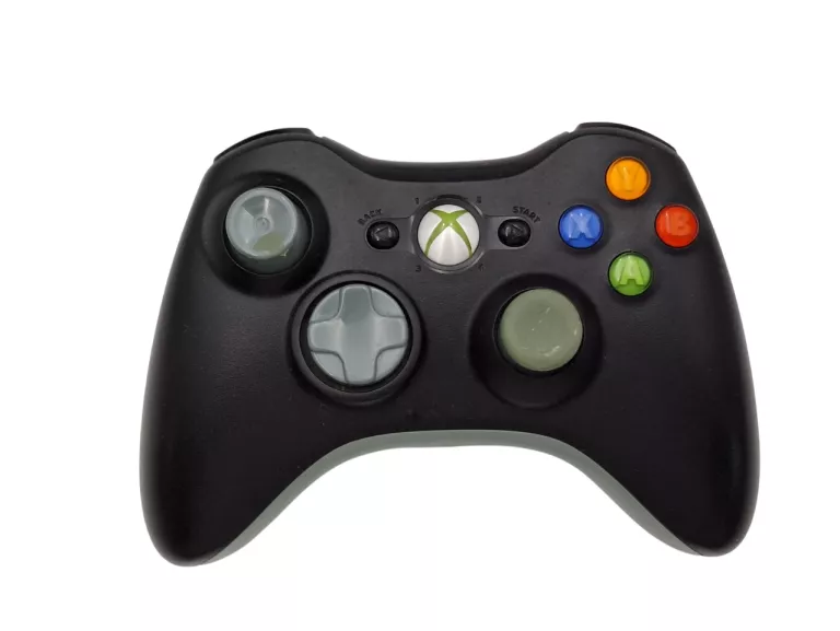 KONSOLA XBOX 360 SLIM 1439 250 GB + 2 PADY + SENSOR KINECT MODEL 1473