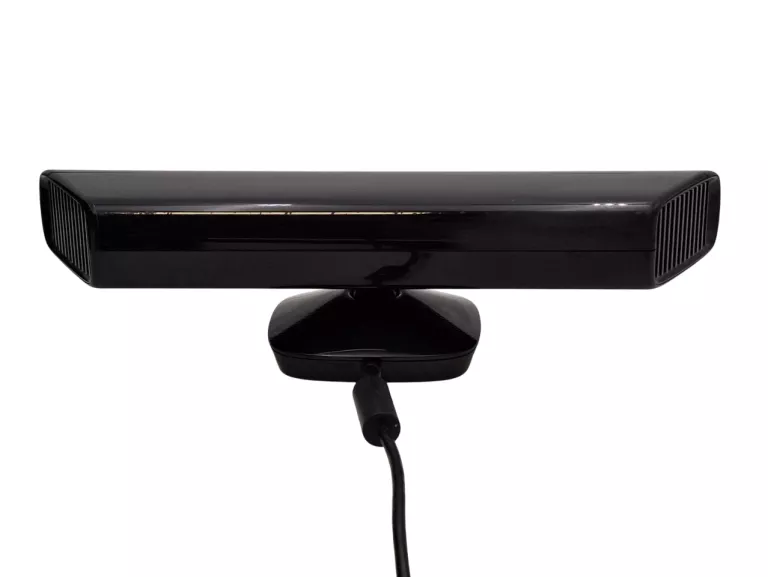KONSOLA XBOX 360 SLIM 1439 250 GB + 2 PADY + SENSOR KINECT MODEL 1473