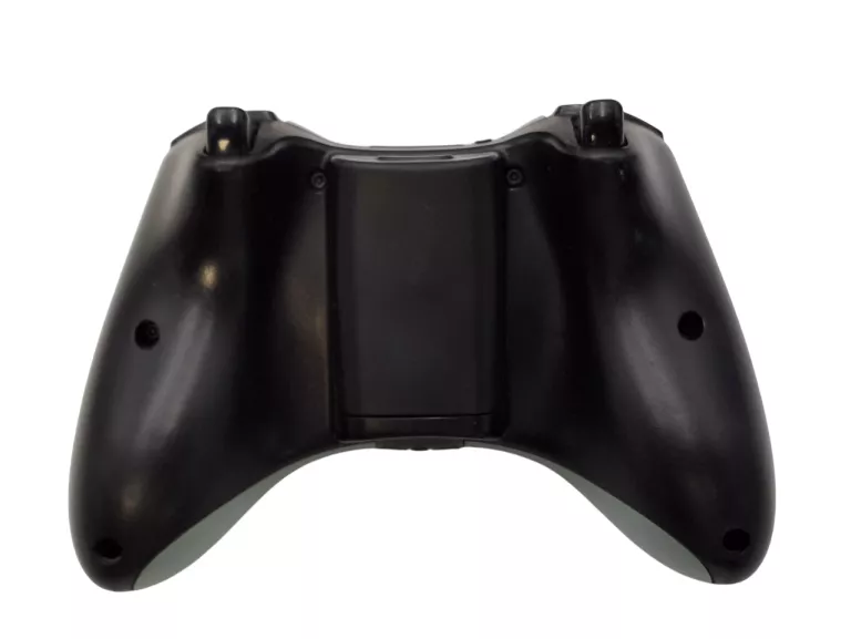 KONSOLA XBOX 360 SLIM 1439 250 GB + 2 PADY + SENSOR KINECT MODEL 1473