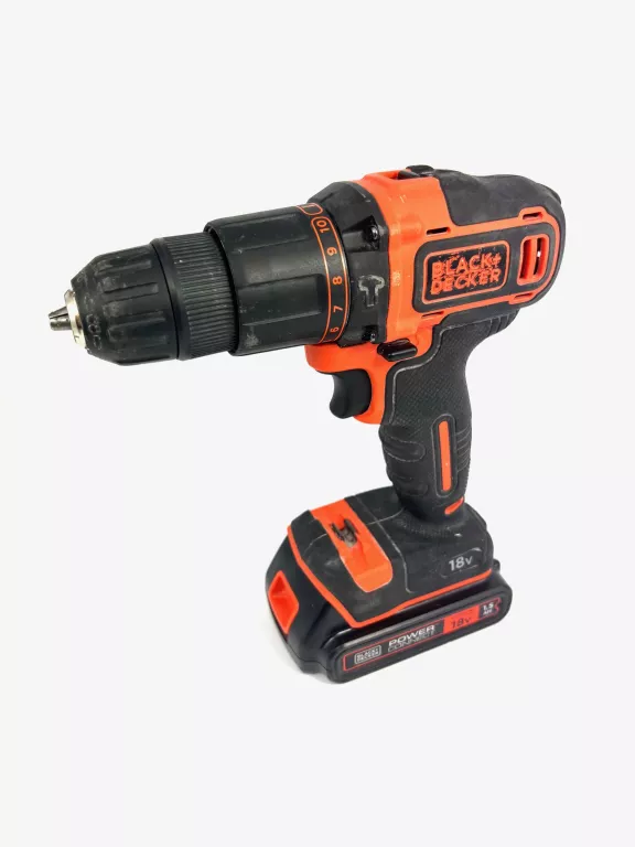 WIERTARKO-WKRĘTARKA BLACK+DECKER BCD700S + AKUMULATOR I ŁADOWARKA