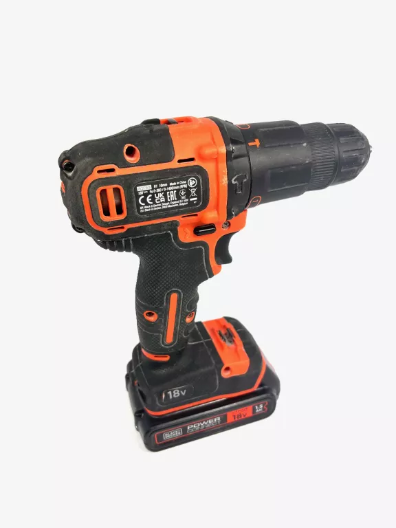 WIERTARKO-WKRĘTARKA BLACK+DECKER BCD700S + AKUMULATOR I ŁADOWARKA