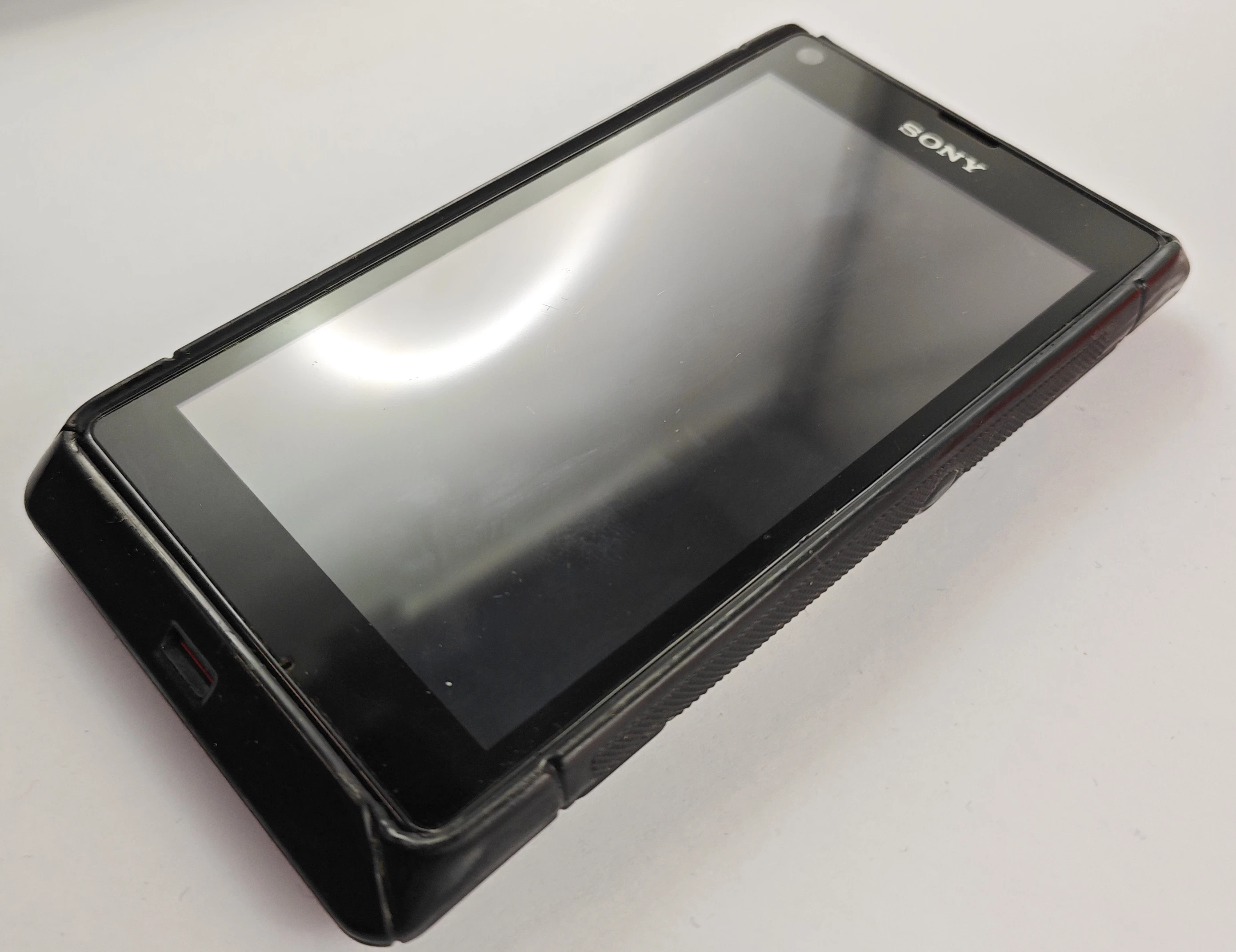 telefon-sony-xperia-l-c2105-ean-gtin-059046980036